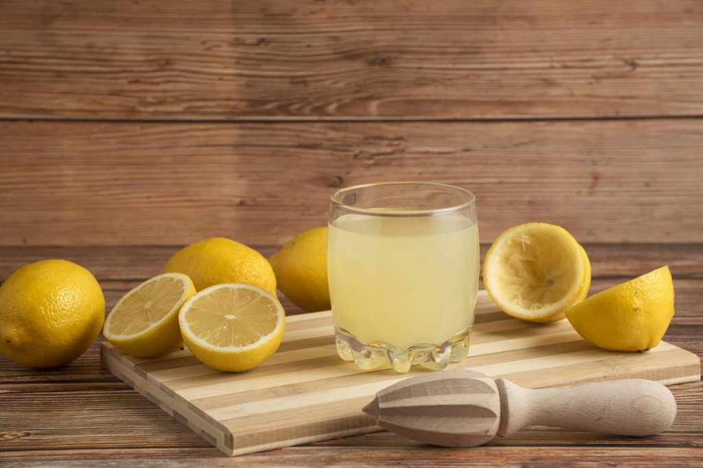 sağlığımız için limonlu ılık su