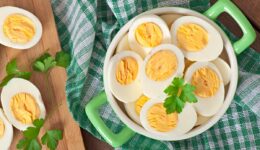 Tansiyon Hastaları Yumurta Yiyebilir mi? Haşlanmış Yumurta Tansiyonu Düşürür mü Yükseltir mi?