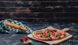 Pizza Hamuru Nasıl Hazırlanır? Kuru Maya ile Evde Yapılır mı?