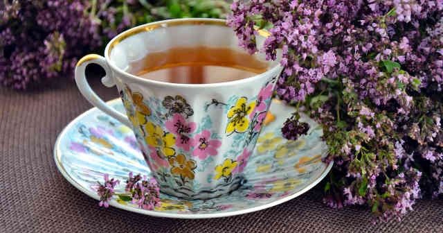 Lavanta Çayı Hangi Hastalıklara İyi Gelir? Faydaları ve Zararları Nelerdir?