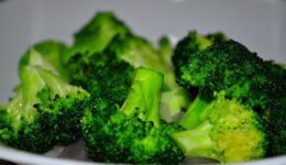 Brokoli Haşlama Kaç Dakikada Pişer? Tarifleri