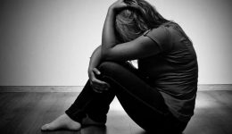 Depresyon Atakları Nedir? Depresyonun Nedenleri, Belirtileri ve Tedavisi